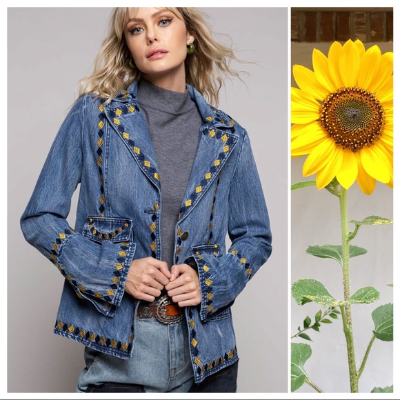 POL 70's Vintage Tribal Embroidered Denim Jacket - Picture 8 of 11